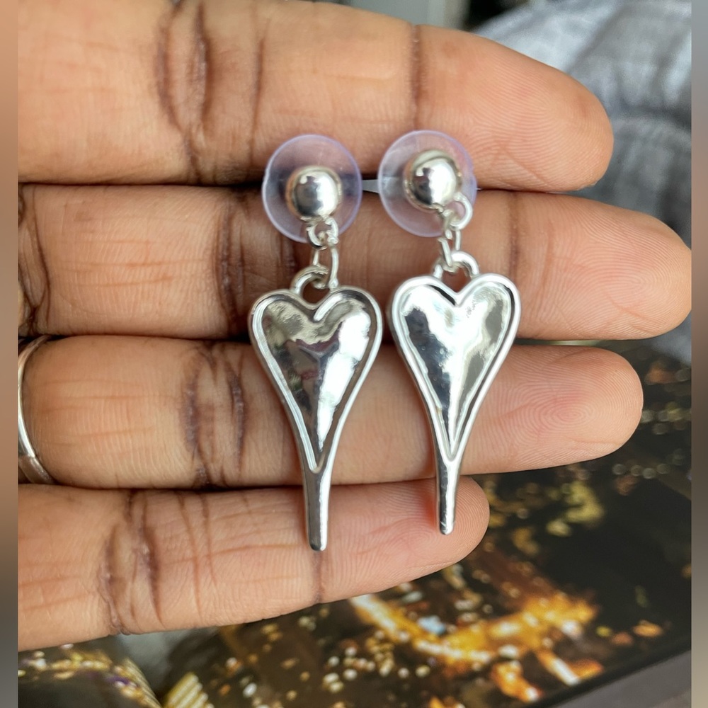 Women’s Heart Shaped Silver Colored Earrings